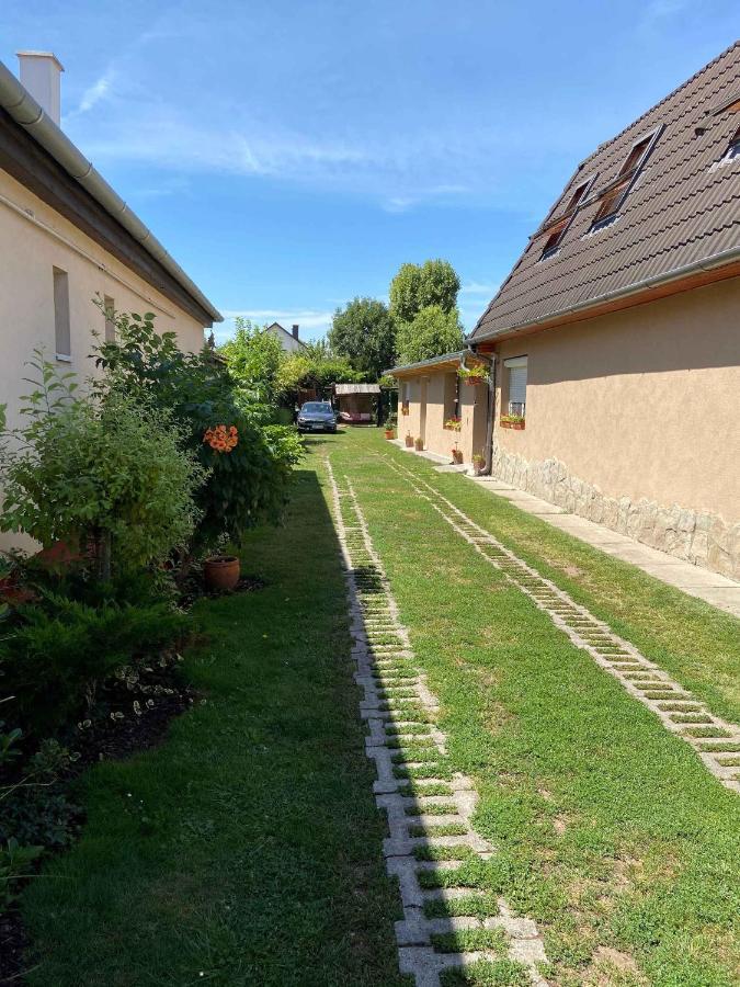 Apartment Siofok, Somogy 10 מראה חיצוני תמונה
